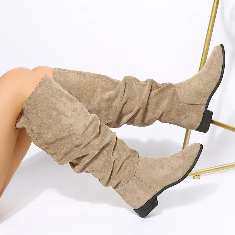 Maßgeschneiderte und bequeme orthopädische Stiefel