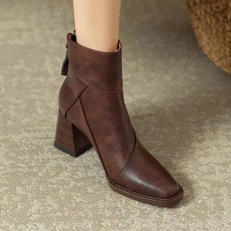 Maßgeschneiderte und bequeme orthopädische Stiefel