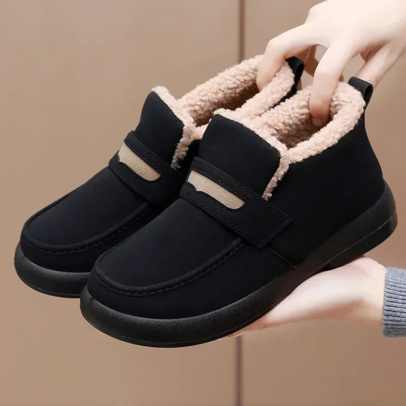 Lässige und stützende orthopädische Stiefel