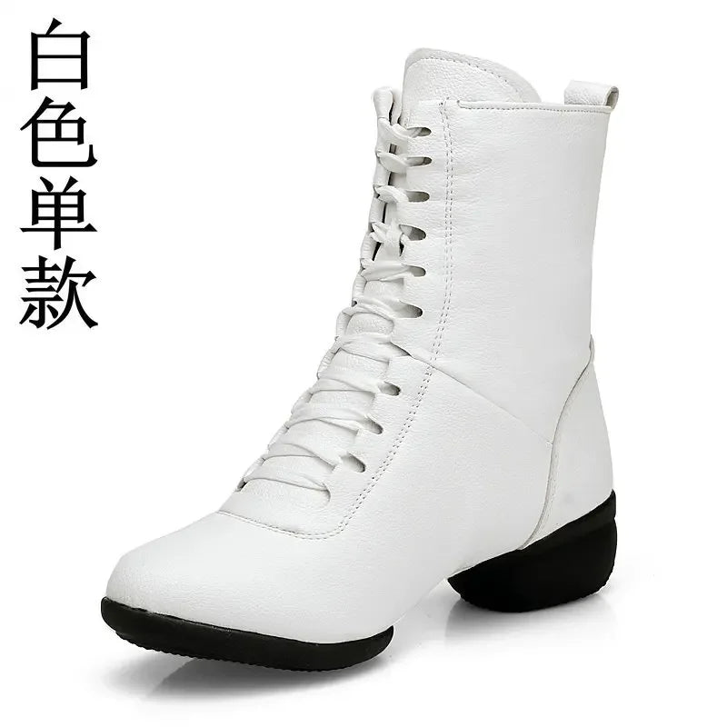 Elegante und stützende orthopädische Turnschuhe