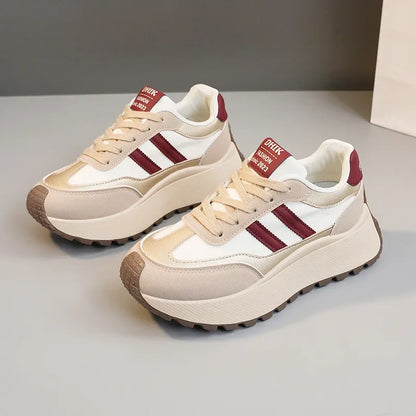 Modische und stützende orthopädische Turnschuhe