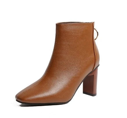 Vielseitige und stützende orthopädische Stiefel