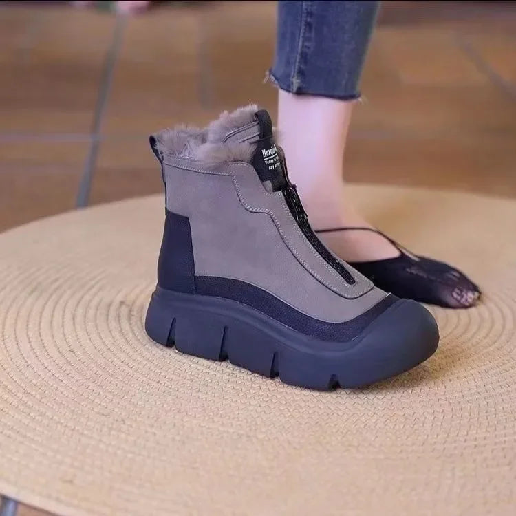 Lässige und stützende orthopädische Stiefel