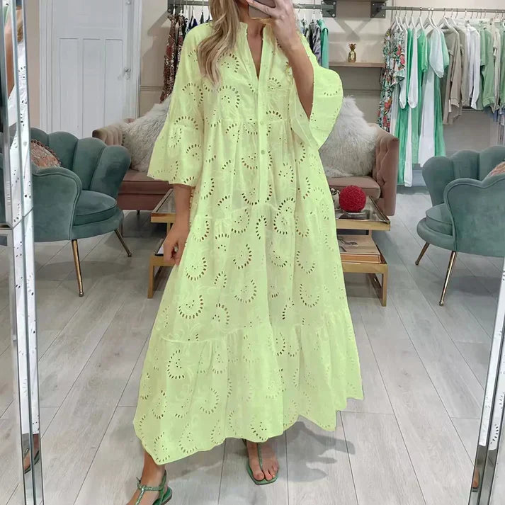 MW | Elegantes Kleid mit gestickten Ösen