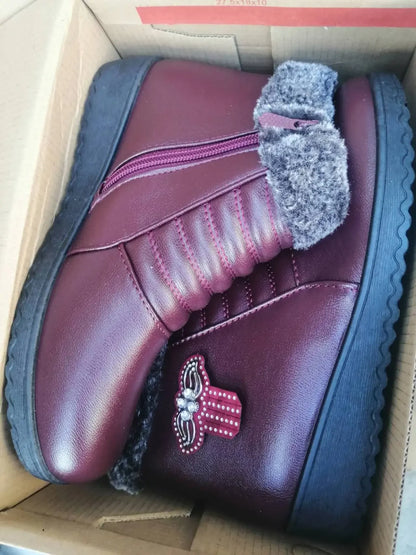 Maßgeschneiderte und bequeme orthopädische Stiefel