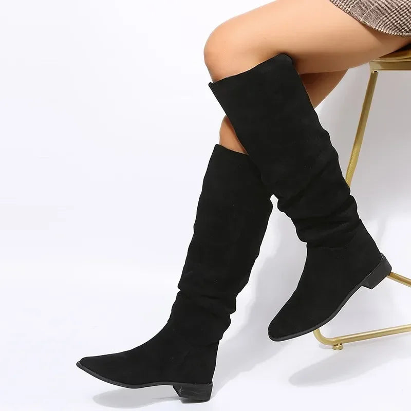 Maßgeschneiderte und bequeme orthopädische Stiefel
