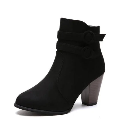 Elegante und stützende orthopädische Stiefel