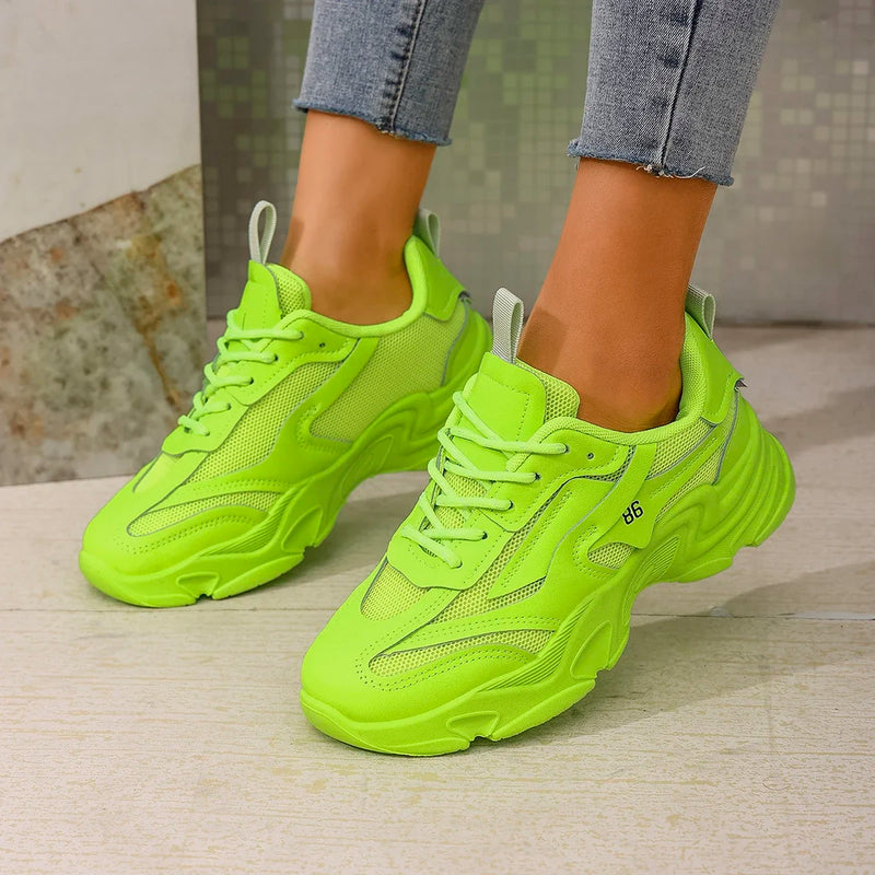 Vielseitige und stützende orthopädische Turnschuhe