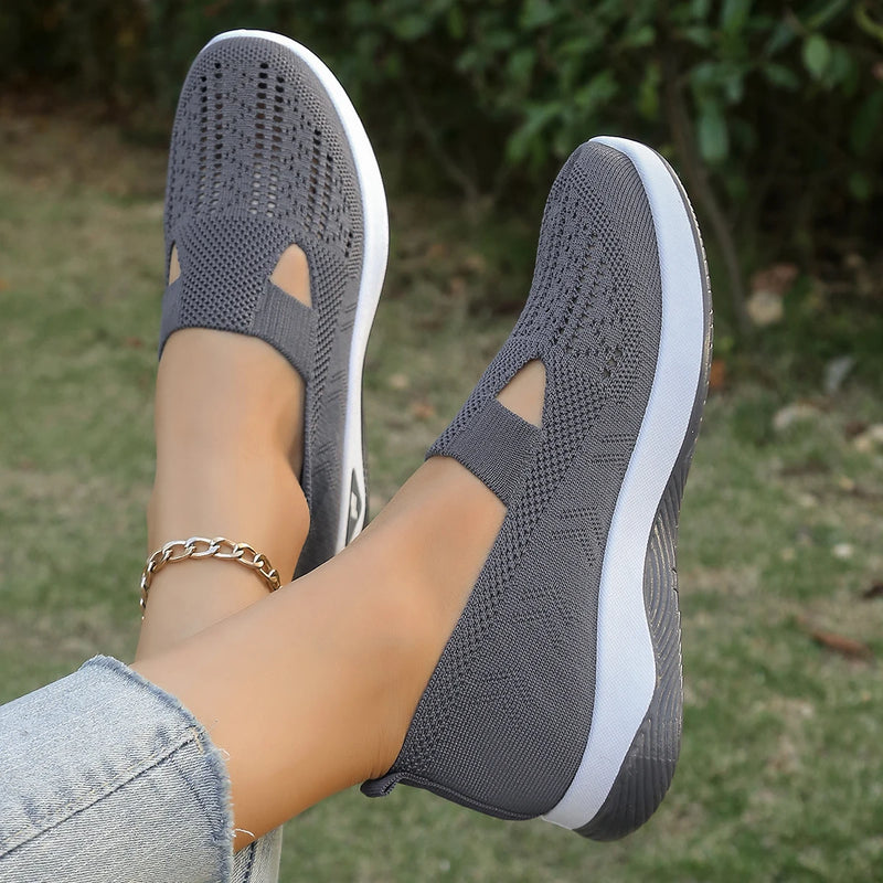 Modische und stützende orthopädische Schuhe