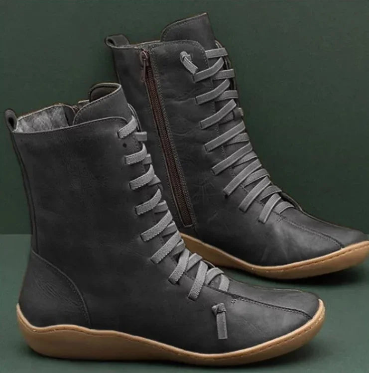Bequeme und modische orthopädische Stiefel