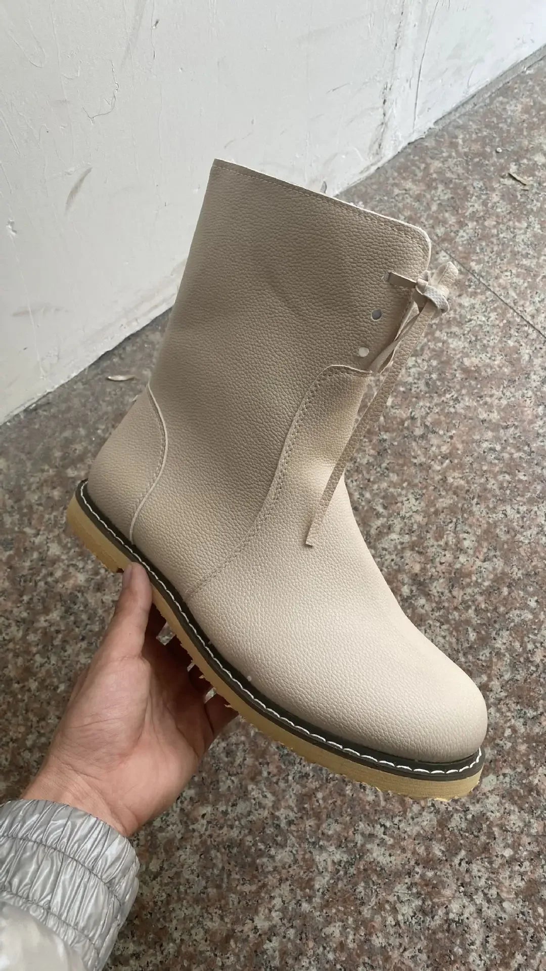 Hochwertige orthopädische Stiefel