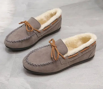 Elegante und stützende orthopädische Slipper