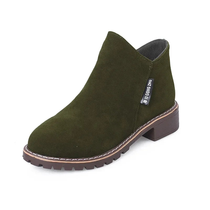 Elegante und stützende orthopädische Stiefel