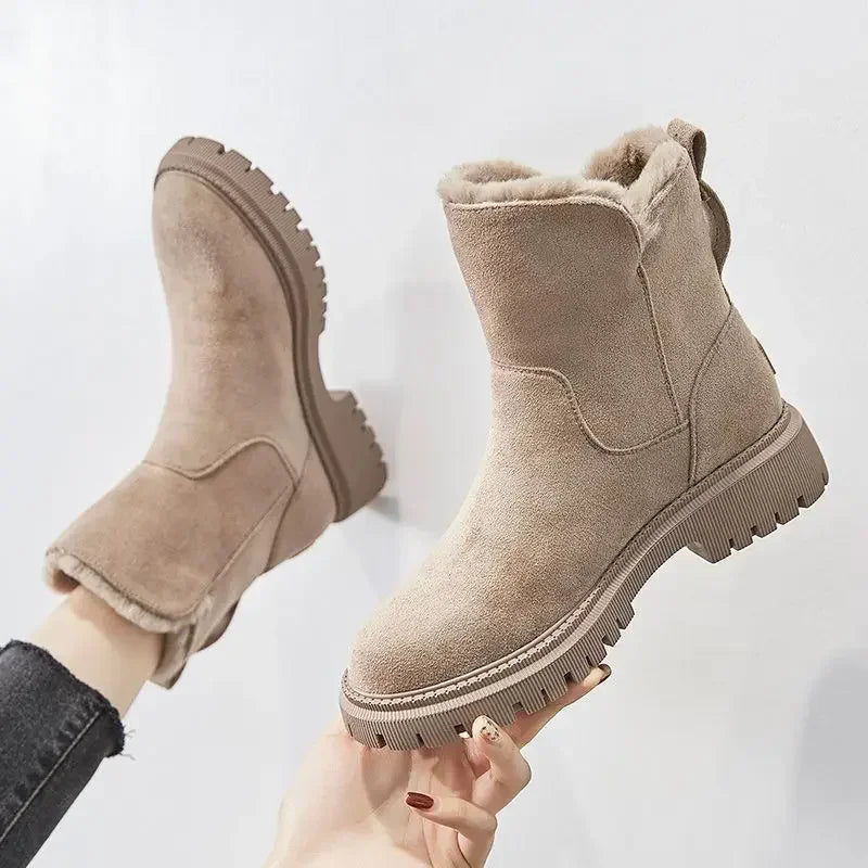 Bequeme und modische orthopädische Stiefel