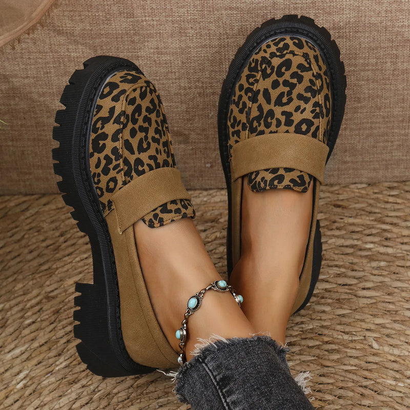 Stützende und stilvolle orthopädische Slipper