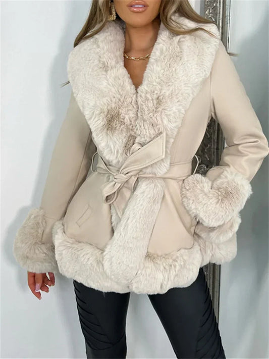 Durchdacht gestaltete Jacke