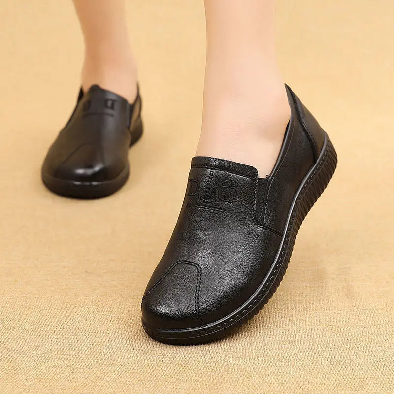 Maßgeschneiderte und bequeme orthopädische Ballerinas