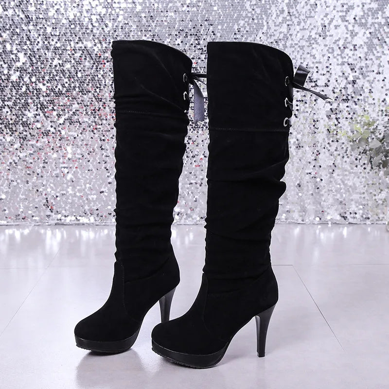 Stützende und stilvolle orthopädische Stiefel