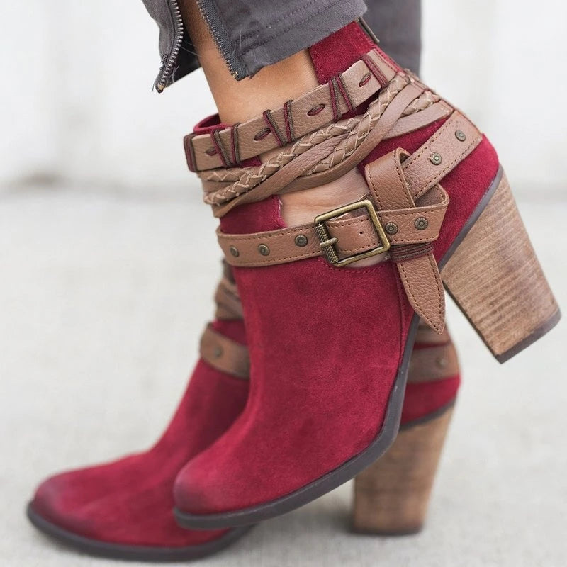 Stützende und trendige orthopädische Stiefel