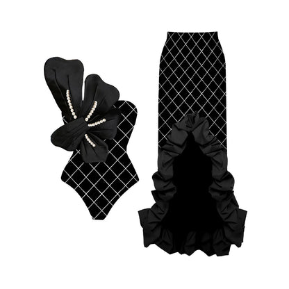 Casually Bathing Suit With a Refined Edge