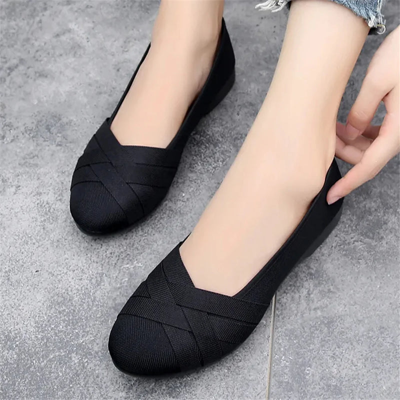 Stützende und trendige orthopädische Slipper