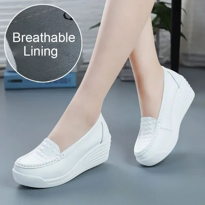 Stützende und stilvolle orthopädische Slipper
