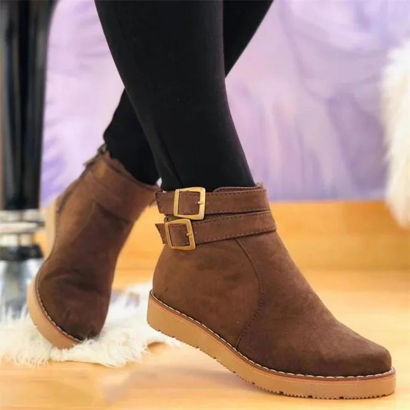 Maßgeschneiderte und bequeme orthopädische Stiefel