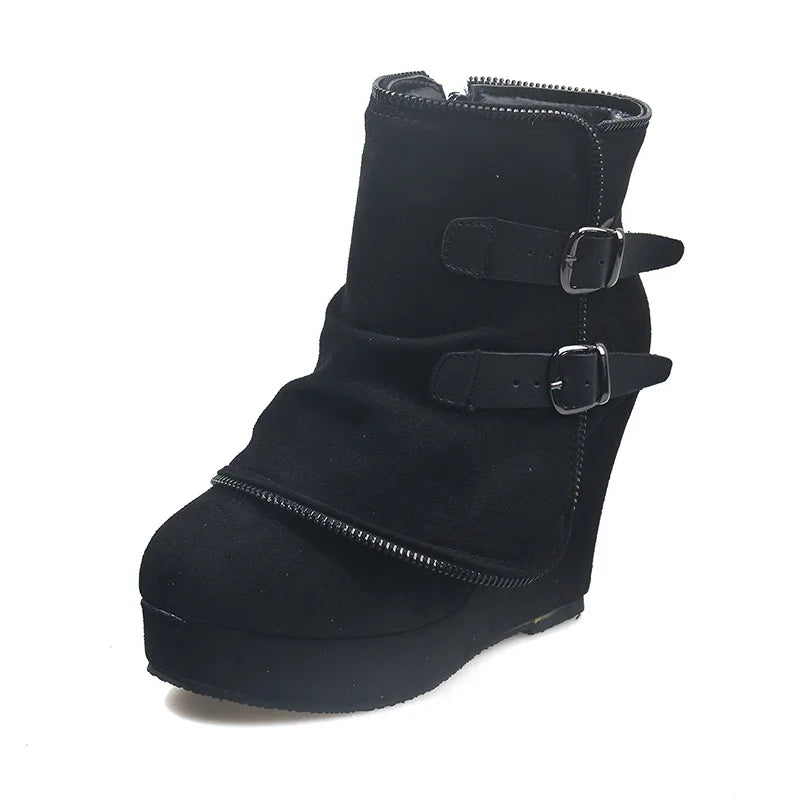 Stützende und stilvolle orthopädische Stiefel