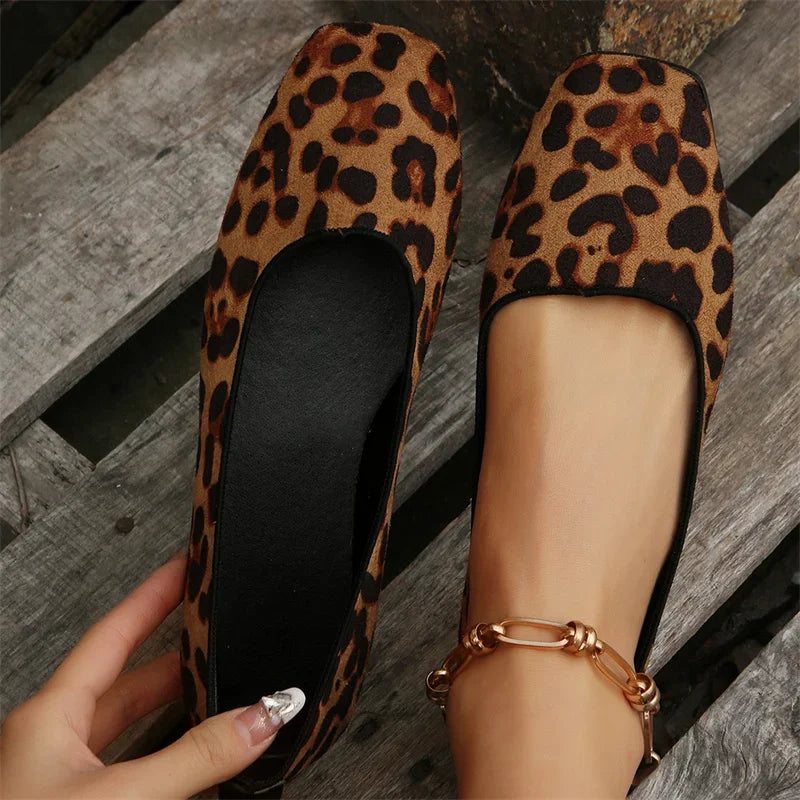 Bequeme und modische orthopädische Schuhe