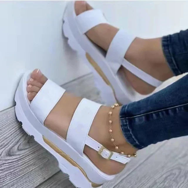 MW | Riemchen-Plateau-Sandalen
