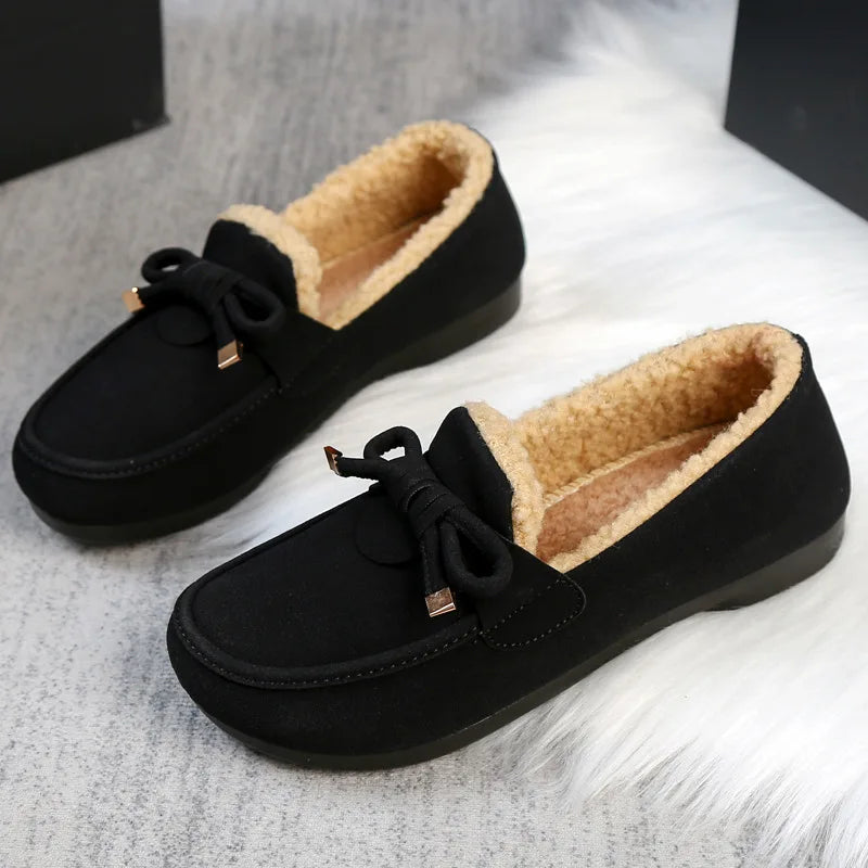 Elegante und stützende orthopädische Schuhe