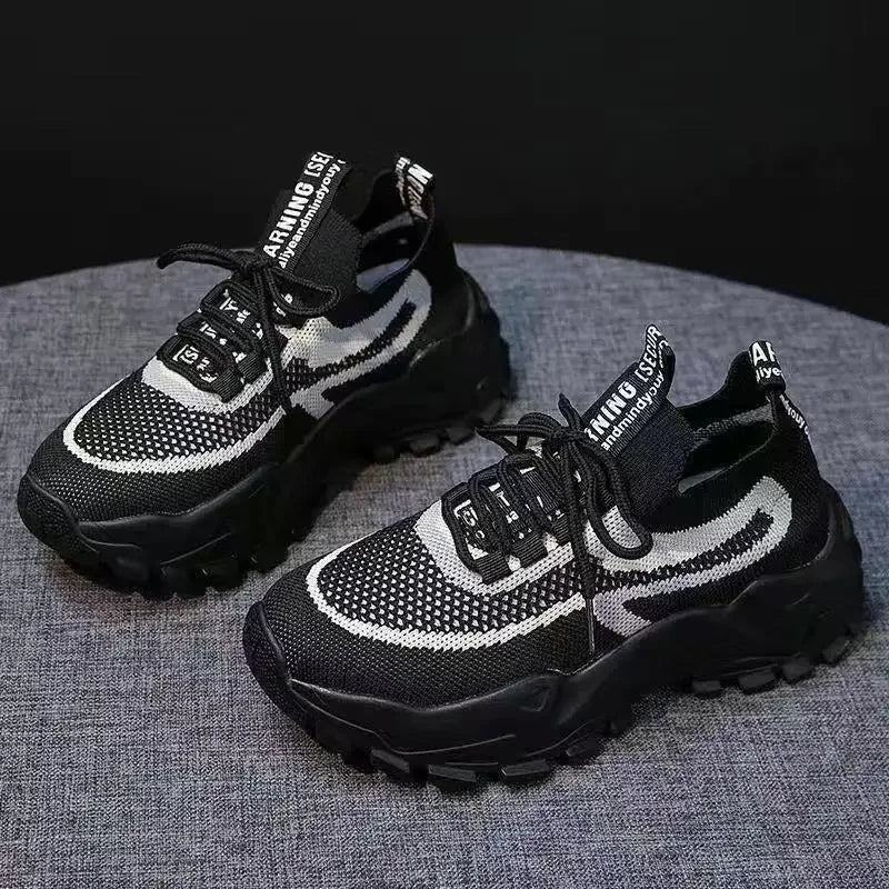 Stützende und trendige orthopädische Schuhe