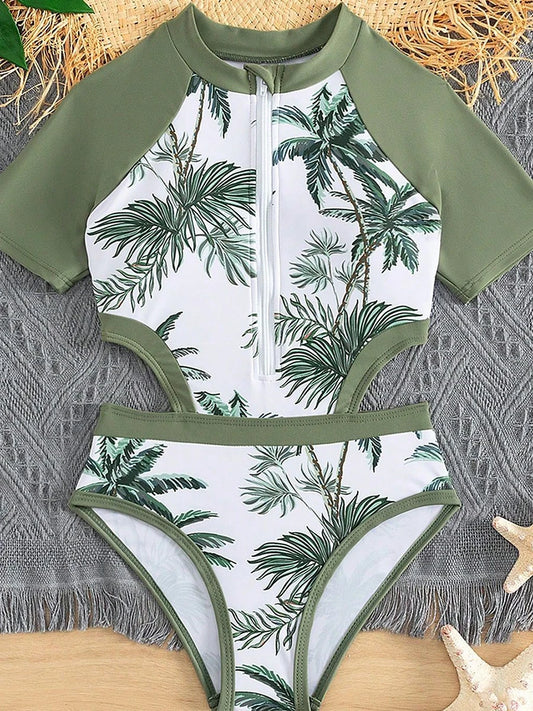 Beautifully Crafted Swimsuit in a Classic Style