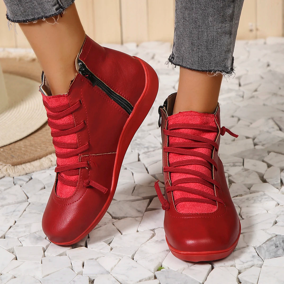 Lässige und stützende orthopädische Stiefel