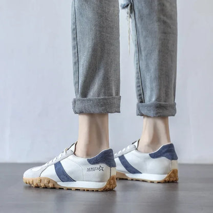 Elegante und stützende orthopädische Turnschuhe