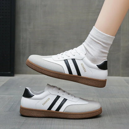 Stützende und trendige orthopädische Schuhe