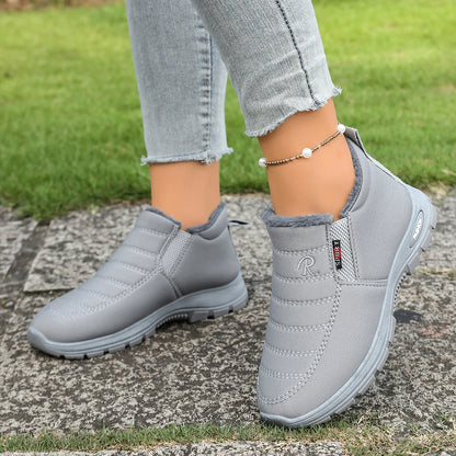 Modische und stützende orthopädische Stiefel