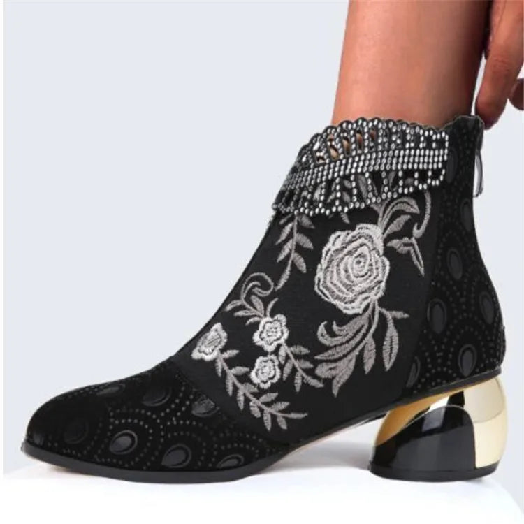 Vielseitige und stützende orthopädische Stiefel