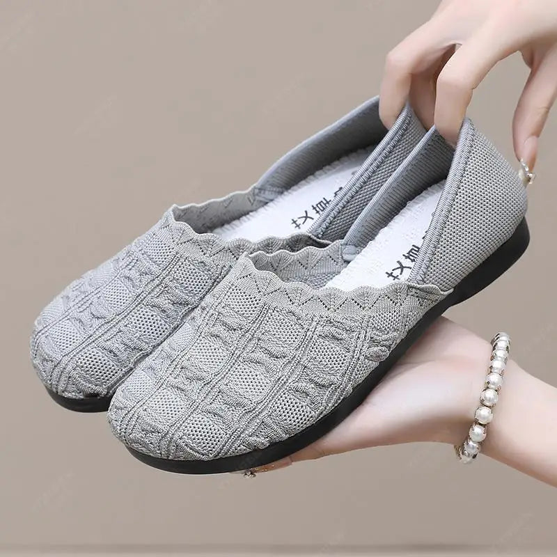 Modische und stützende orthopädische Turnschuhe