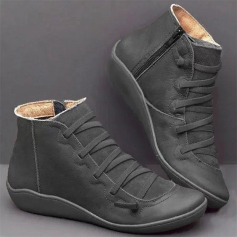 Lässige und stützende orthopädische Stiefel