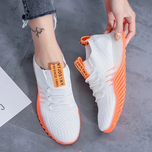 Stützende und trendige orthopädische Schuhe