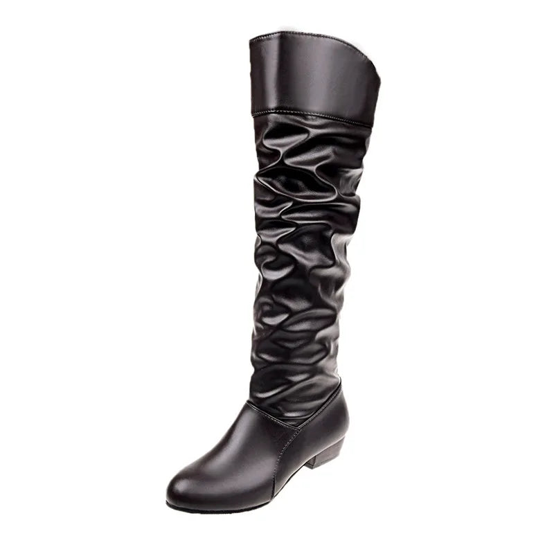 Stützende und trendige orthopädische Stiefel