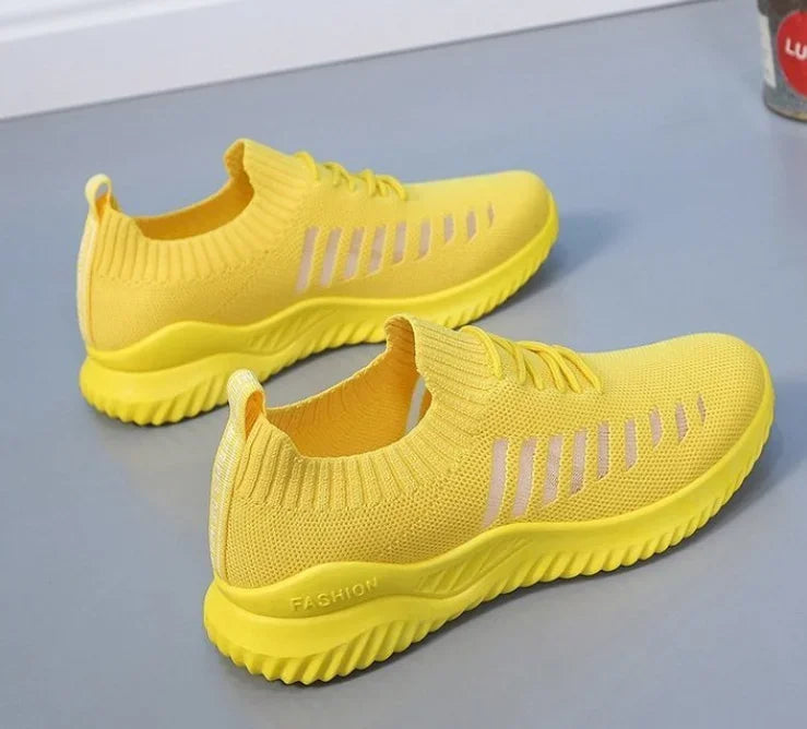 Elegante und stützende orthopädische Turnschuhe