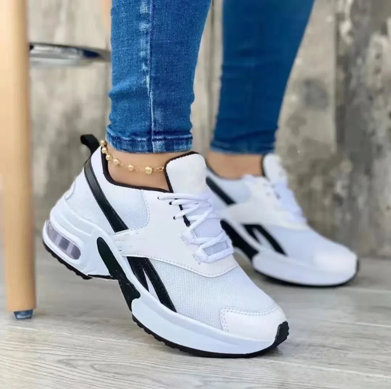 Stützende und trendige orthopädische Turnschuhe