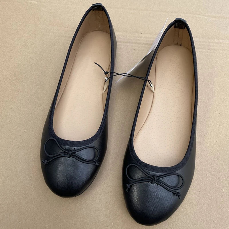 Elegante und stützende orthopädische Slipper