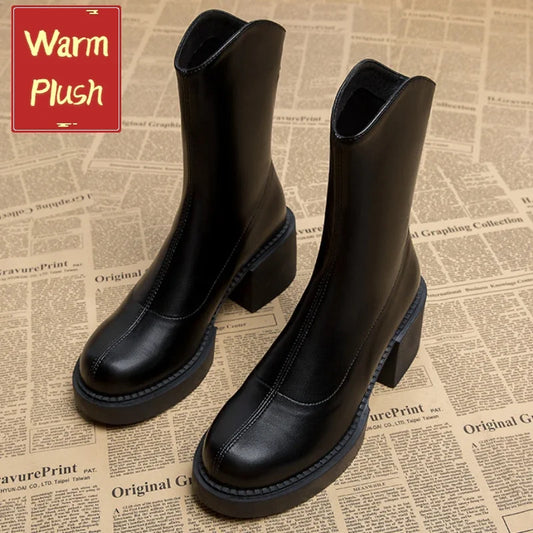 Elegante und stützende orthopädische Stiefel