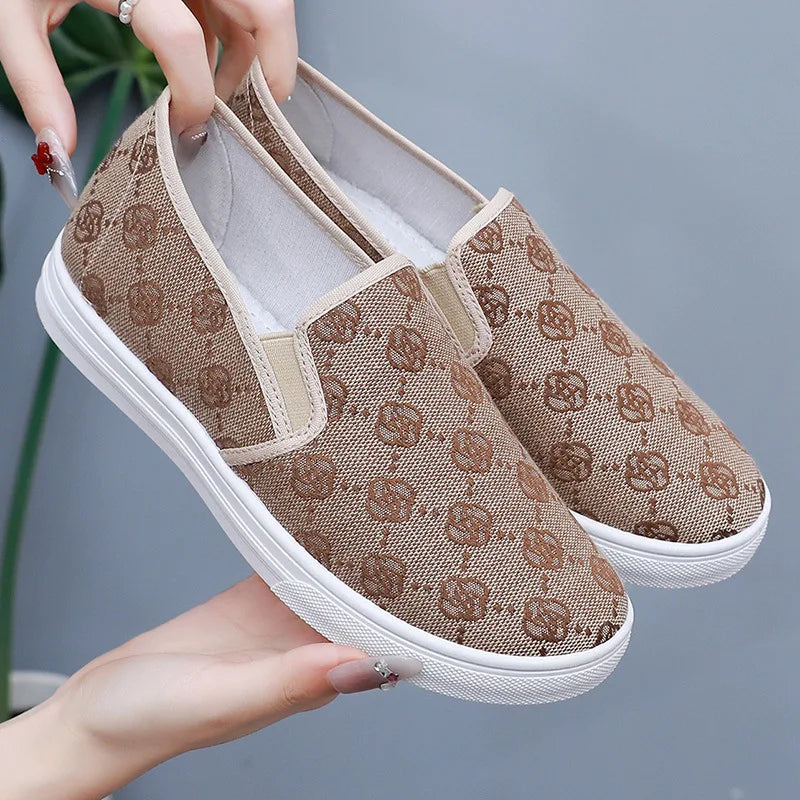Langlebige und stützende orthopädische Slipper