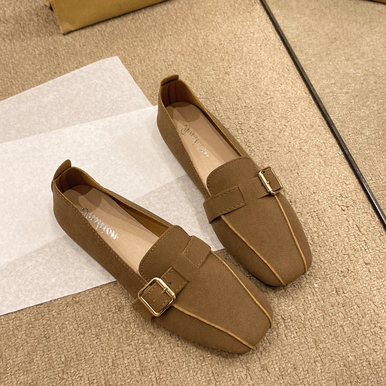 Lässige und stützende orthopädische Turnschuhe