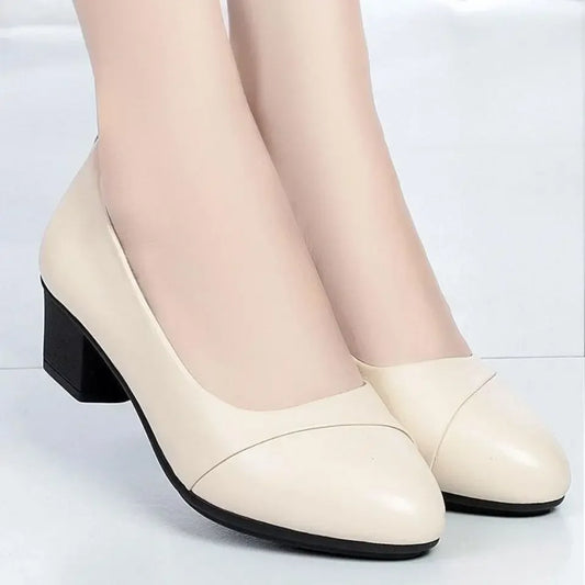 Stützende und trendige orthopädische Slipper
