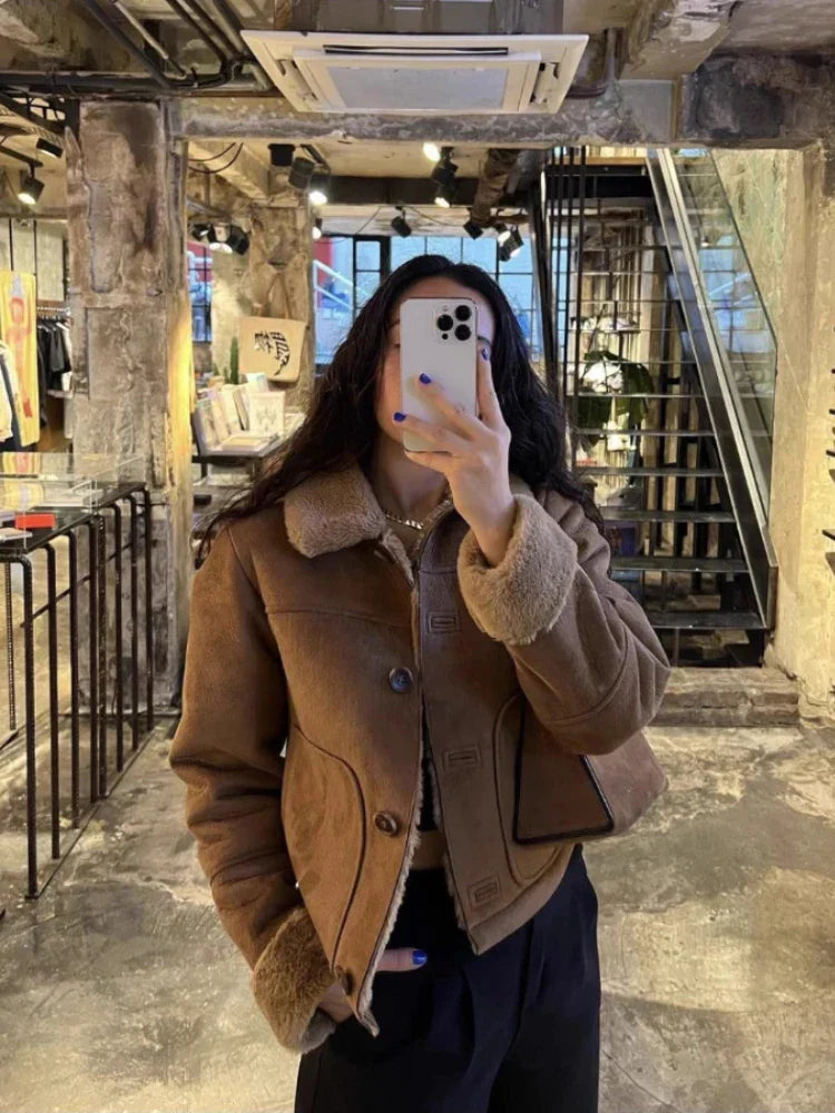 Klassisch gestaltete Jacke